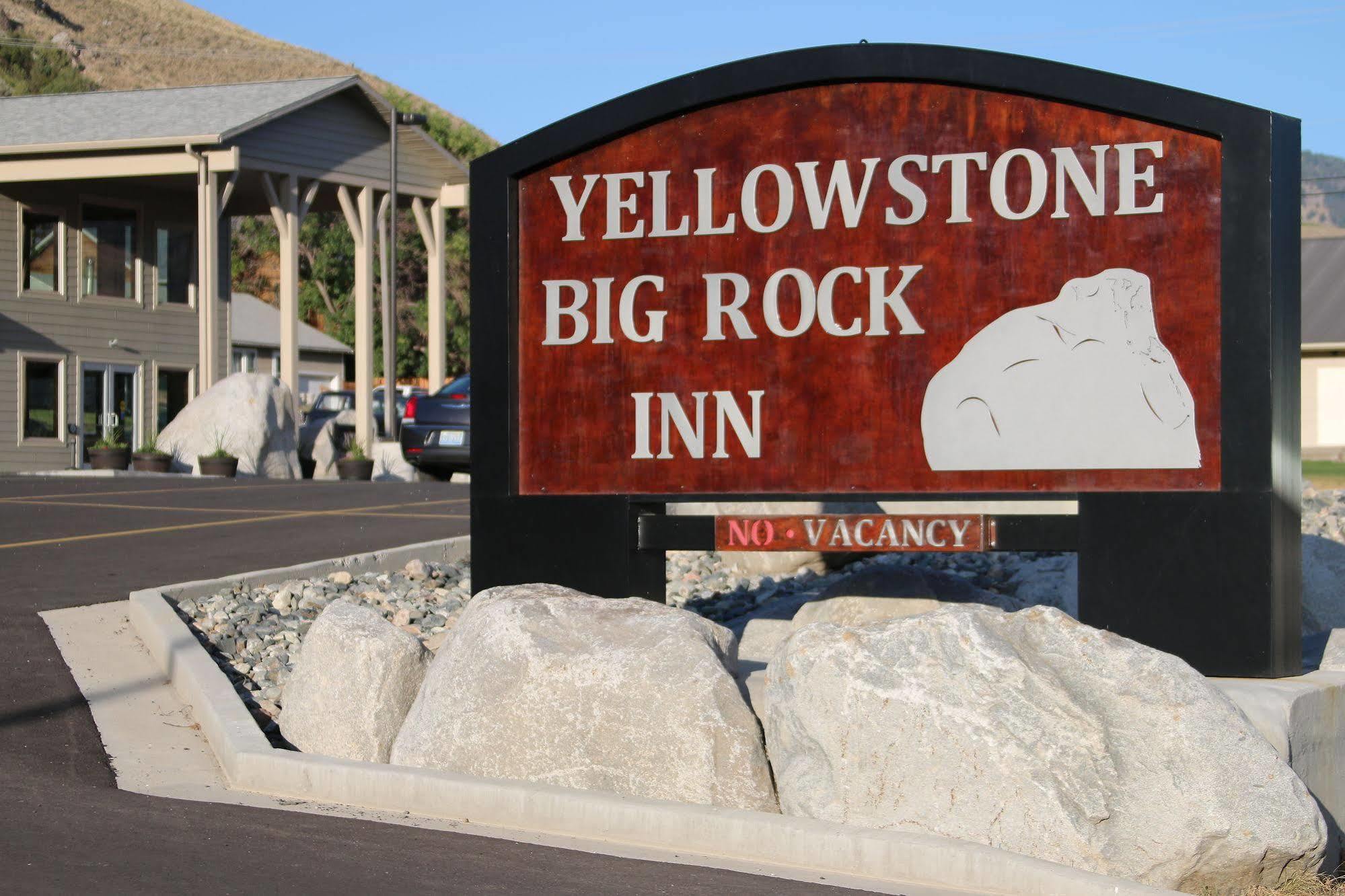 Yellowstone Big Rock Inn Гардинър Екстериор снимка